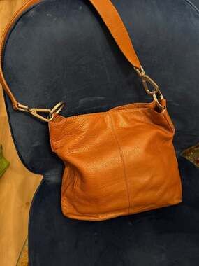 Preston New York purse